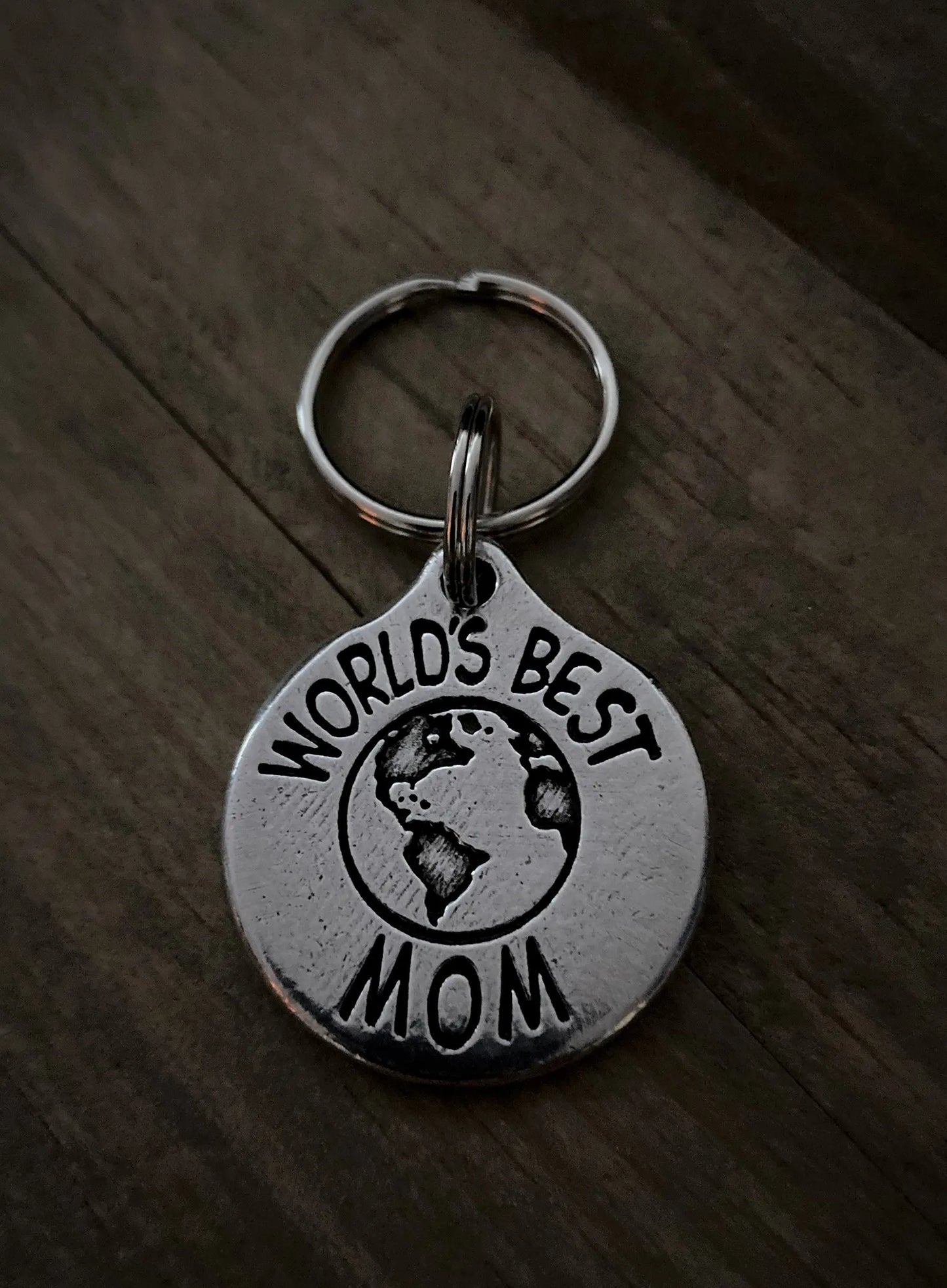 BBK-13 World’s Best Mom Keychain